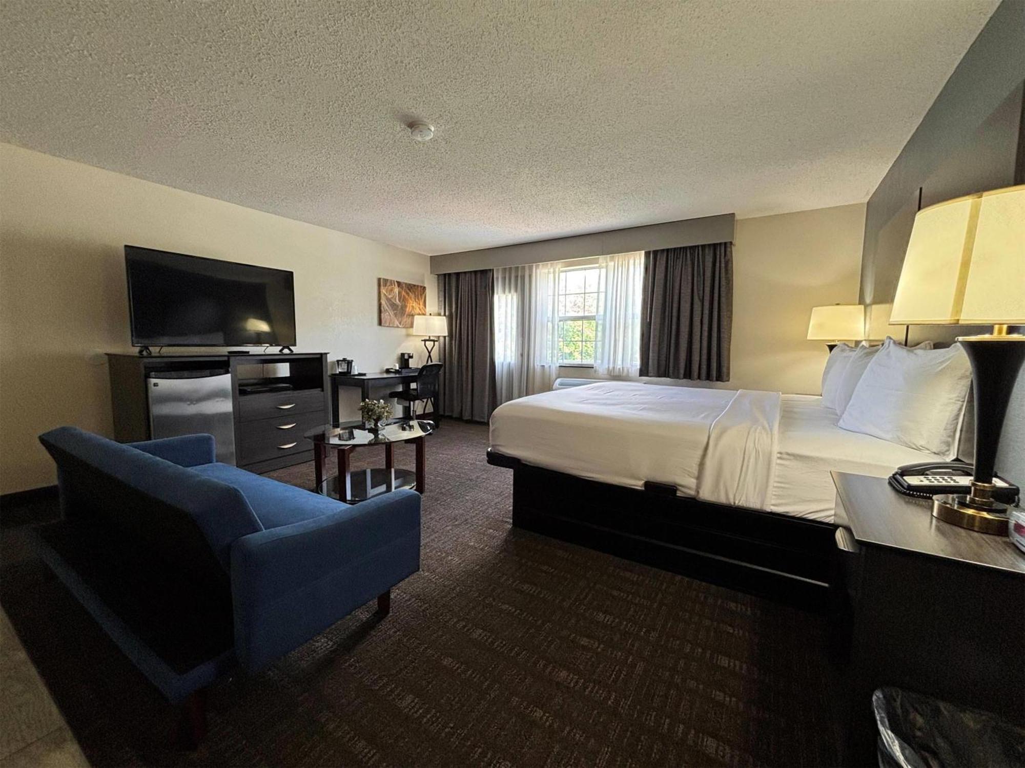 Baymont By Wyndham Chester Il מראה חיצוני תמונה